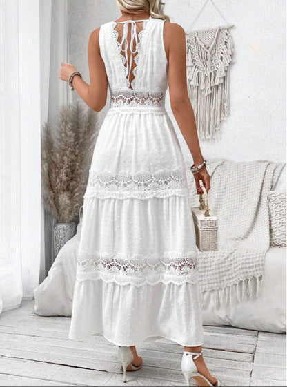 Robe dentelle à col en V DECO ACT